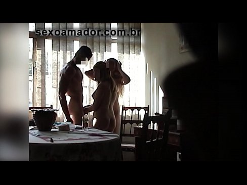 ❤️ Amigos sexuais convidam um homem gigante e uma ménage à trois com ele ❤ Porno doméstico em porno pt-br.91sesex101.top ❌️